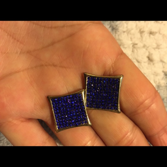Micro pave earrings - Picture 3 of 4